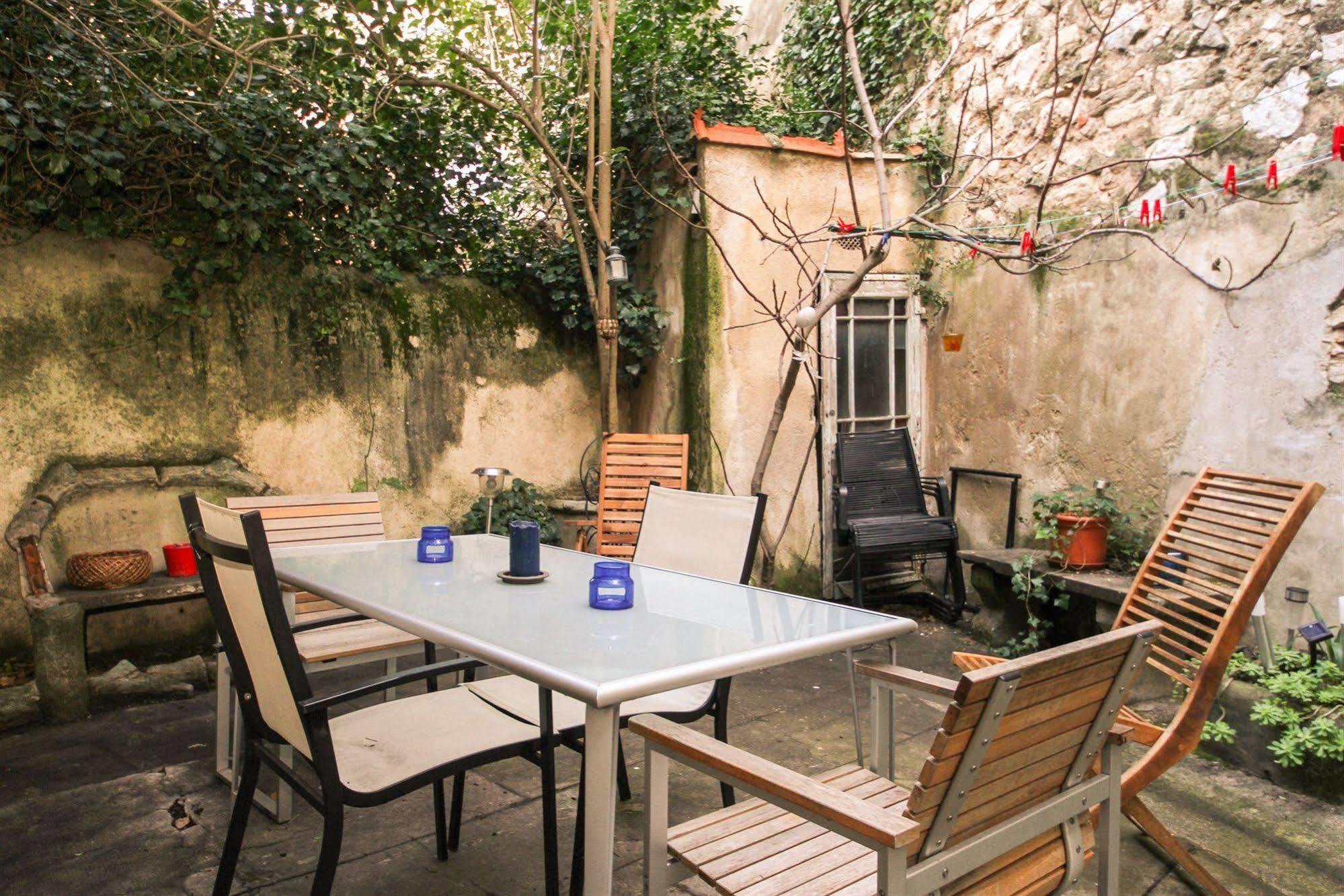 Precheurs Studios Aix-en-Provence Exteriör bild